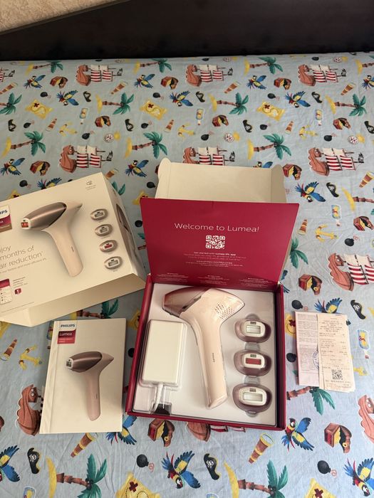 Фотоепилатор Philips Lumea IPL 9000 Series