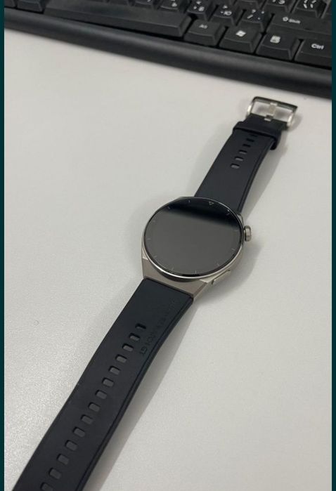 Продам часы Huawei GT 3 pro.
