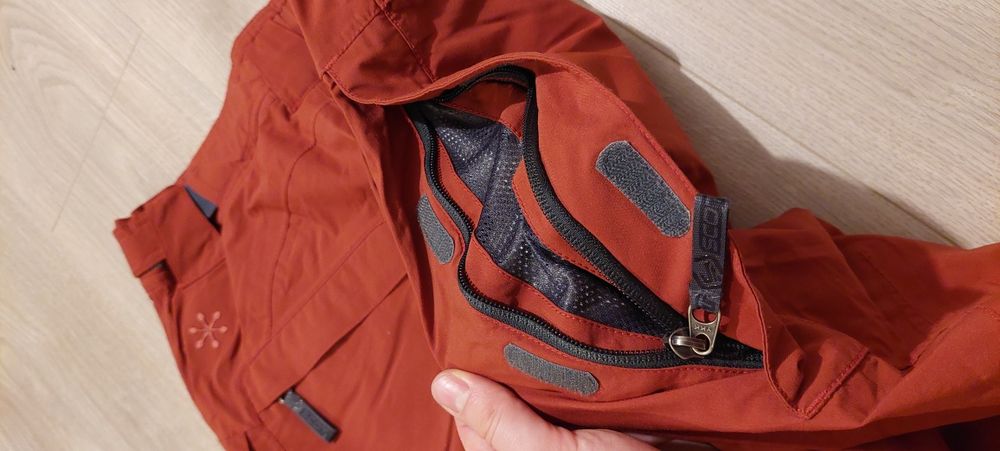 Pantaloni de schi/snowboard Scott- marime M- ca Nou