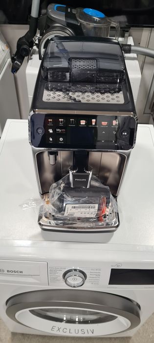 Кафеавтомат Phillips HD5447/90 Като Нов!