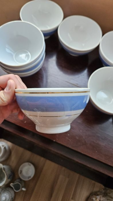 Порцеланови купи