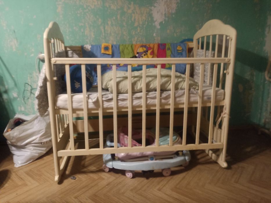 продам детский манеж