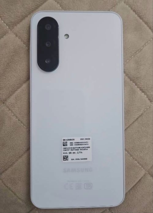 Продам телефон самсунг