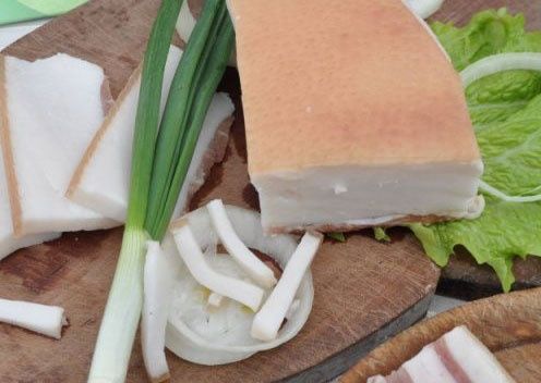 Домашна сланина, солена и вакум