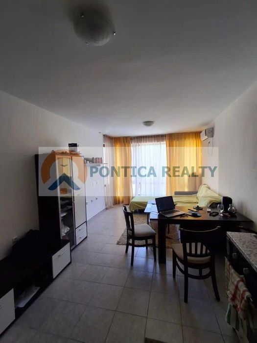 Продава се Двустаен апартамент в к.к. Слънчев бряг - 61 кв.м за 1148 €/кв.м - Снимка #1