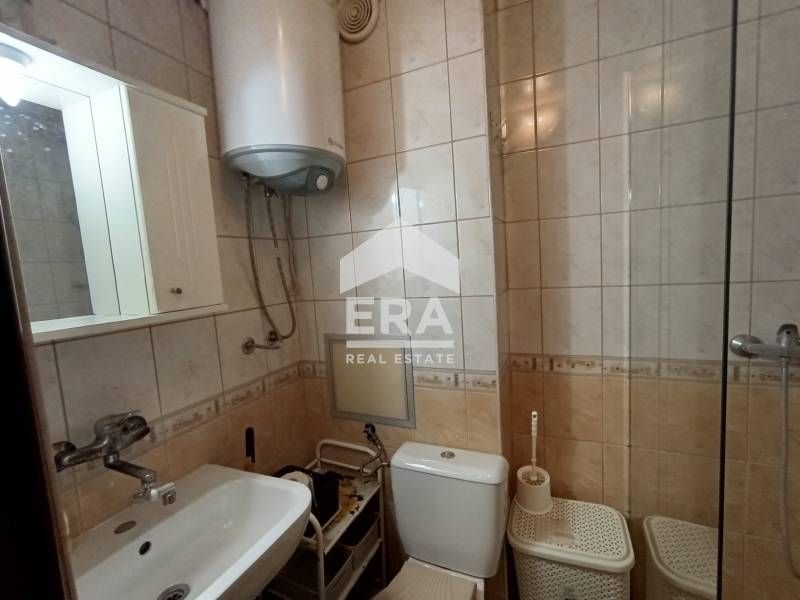 Продава се Двустаен апартамент в Варна, Младост 1 - 61 кв.м за 1338 €/кв.м - Снимка #10