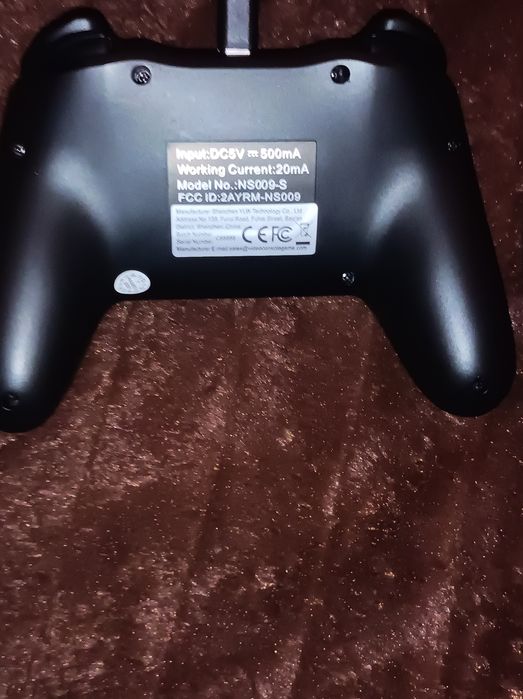 Vând Controller pentru PC + Vibratii feedback