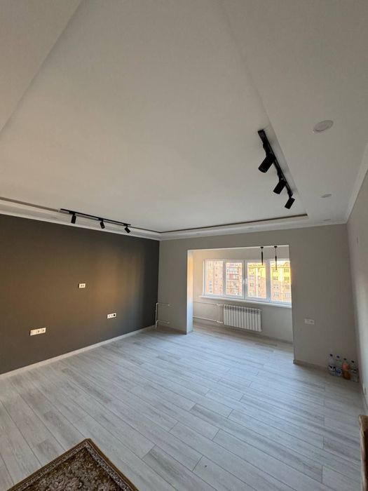 Ойбек 21 дом Срочная цена 2х ком