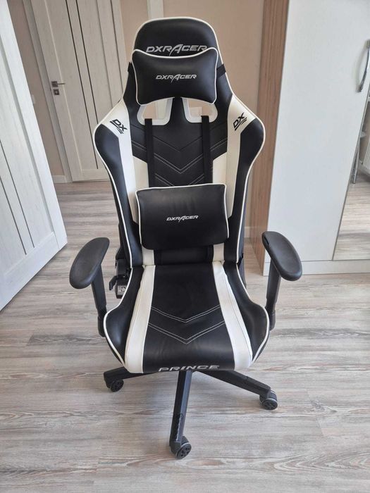 Игровое кресло DXRacer Prince