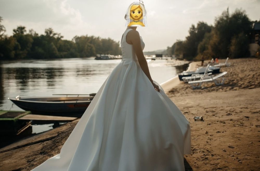 Белое свадебное платье