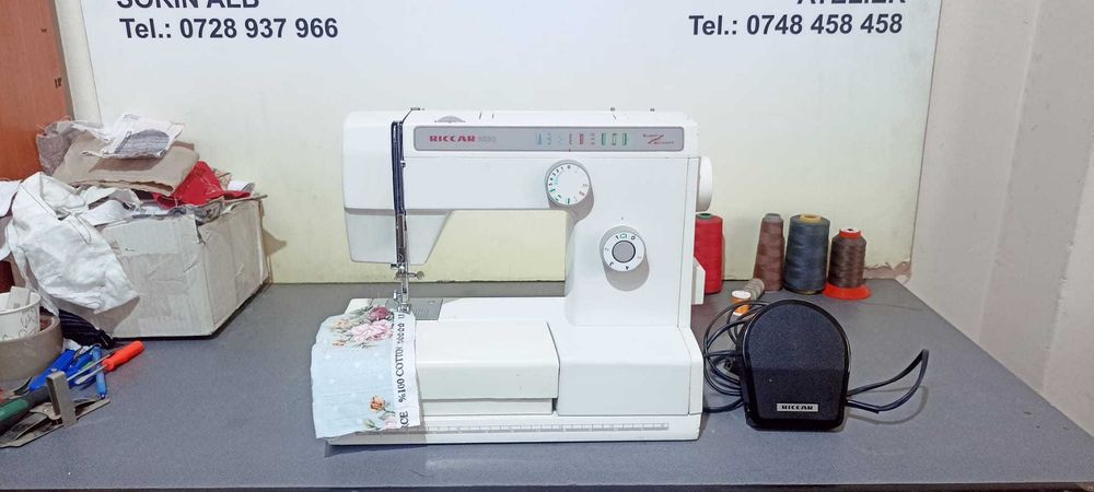 Masina de cusut Riccar 8530  Semi industriala