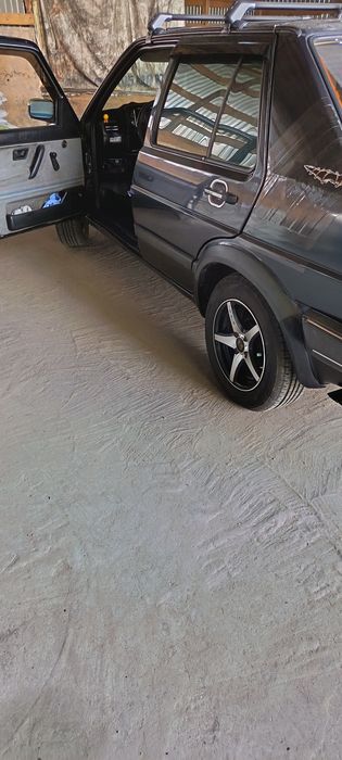 Продам Джету 2..