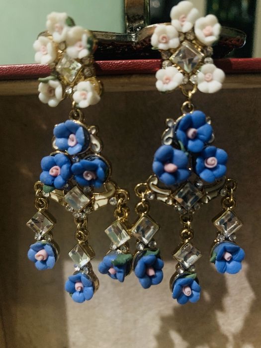 Продам серьги висячие