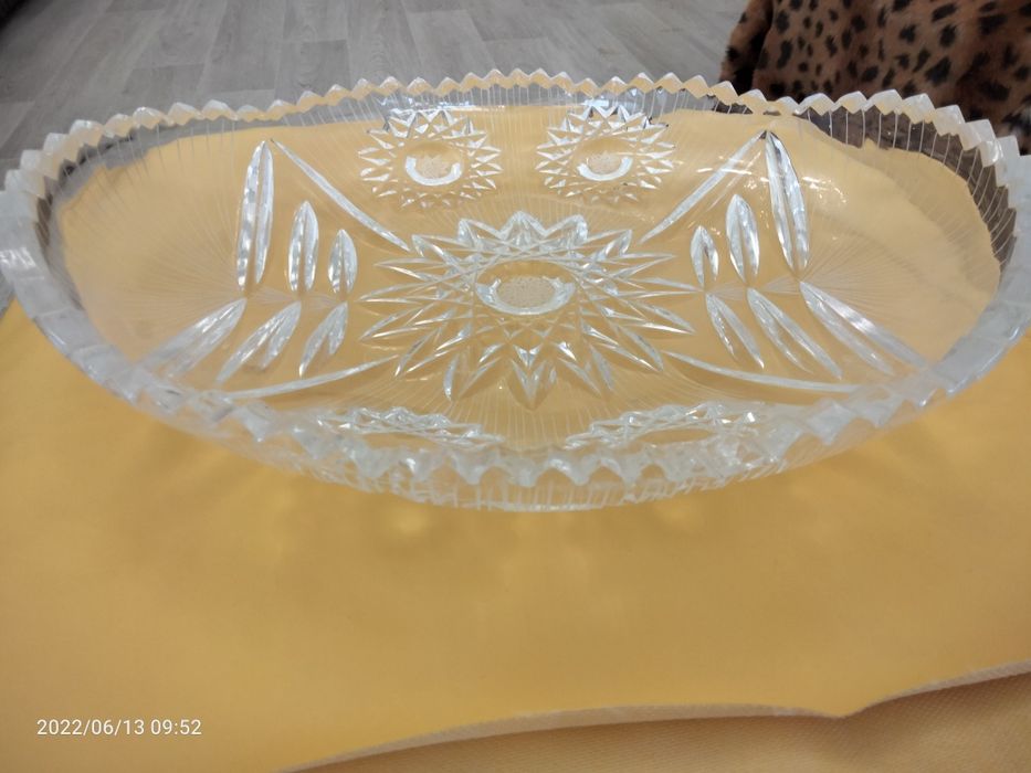 Хрустальные вазы