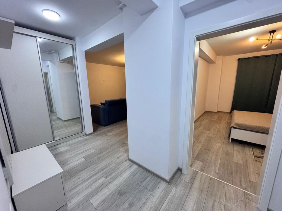 Apartament 2 camere etaj 2/3, cu lift prima inchiriere - totul este nou!