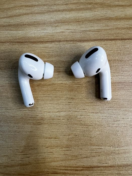 Apple AirPods Pro 1 (оригинал)