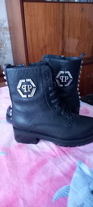 Продаю ботинки демизезонные