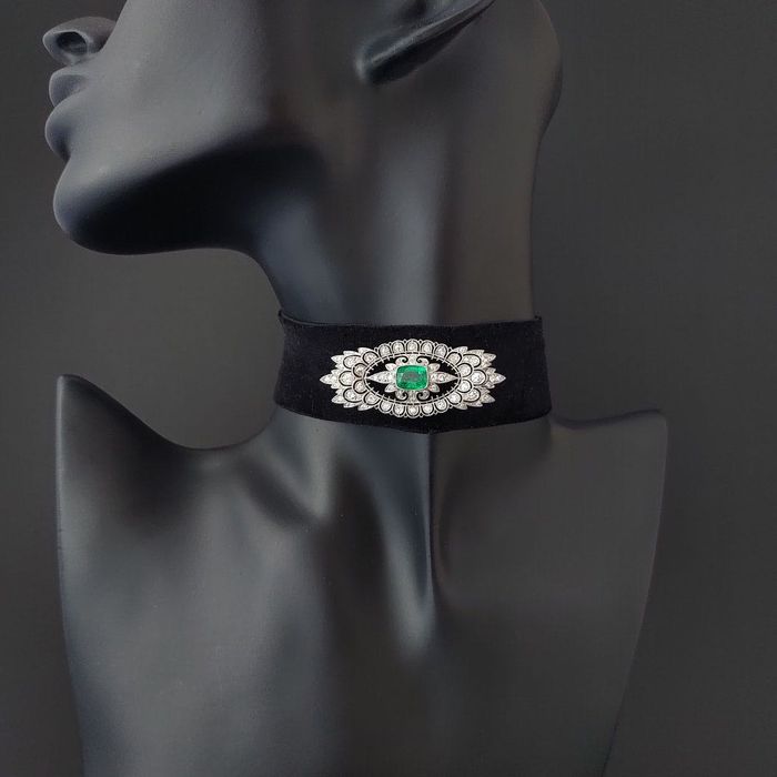 brosa Art Deco autentica, smarald Columbia, diamante, platina