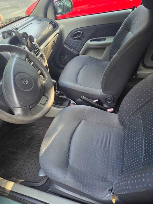 Renault Clio 1.4 16V 98 CP • 2004 • 110.491 km