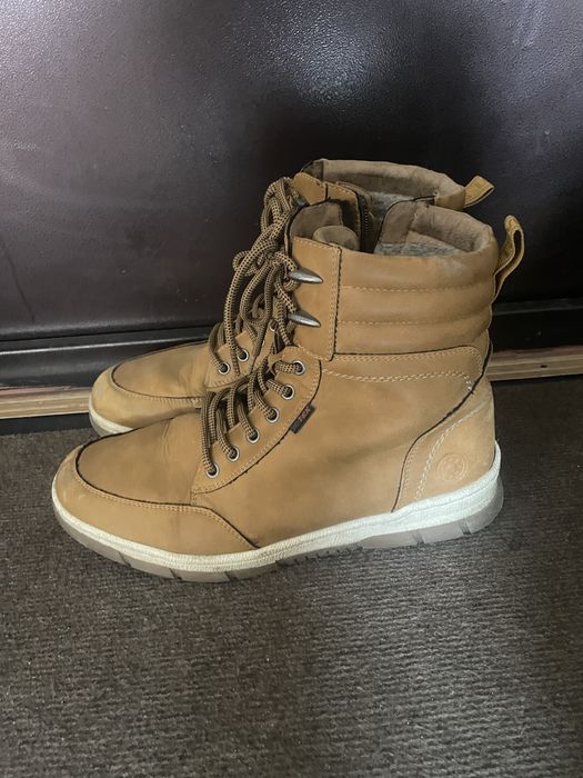 Зимние ботинки тёплые