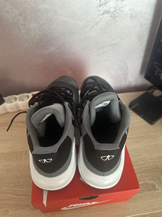 Nike air max impact 3