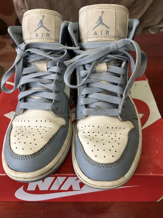 NIKE  маратонки  оригинални