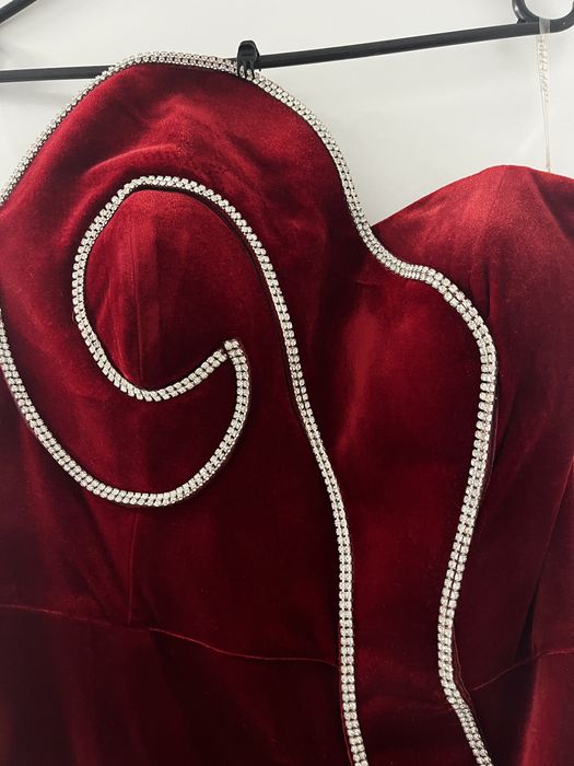 Rochie tip bijuterie