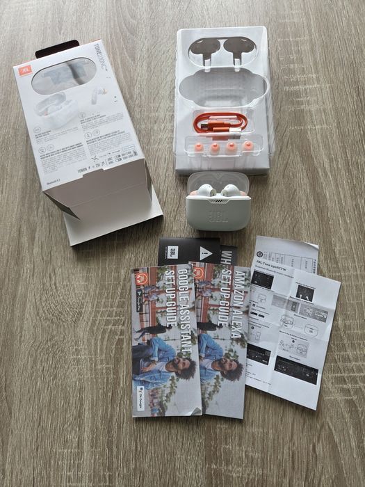 Безжични слушалки JBL TUNE 230NC