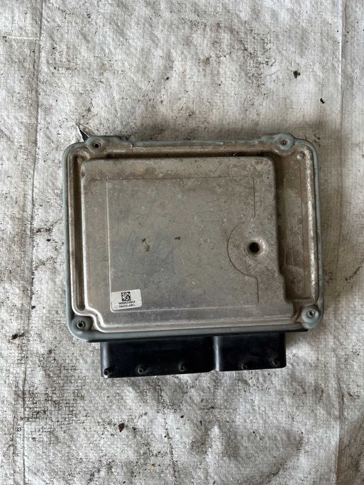 EDU компютър VW Golf 5 2.0 2бр.