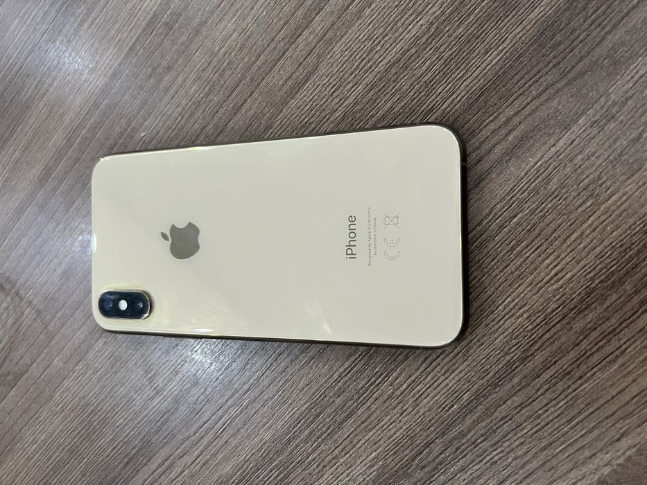 Продаю Iphone x(10)