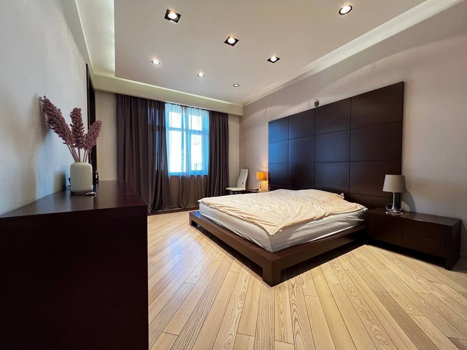 Ойбек Аренда Имперял 5 комнт а уютная квартира в новостройке