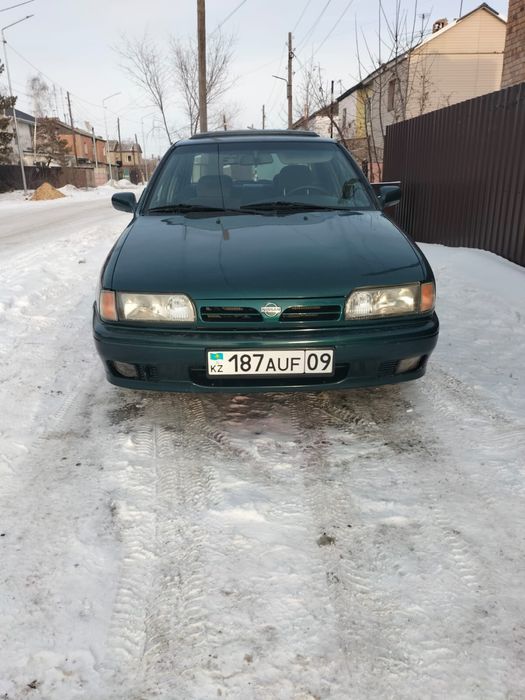 Нисан премьера 1995 год