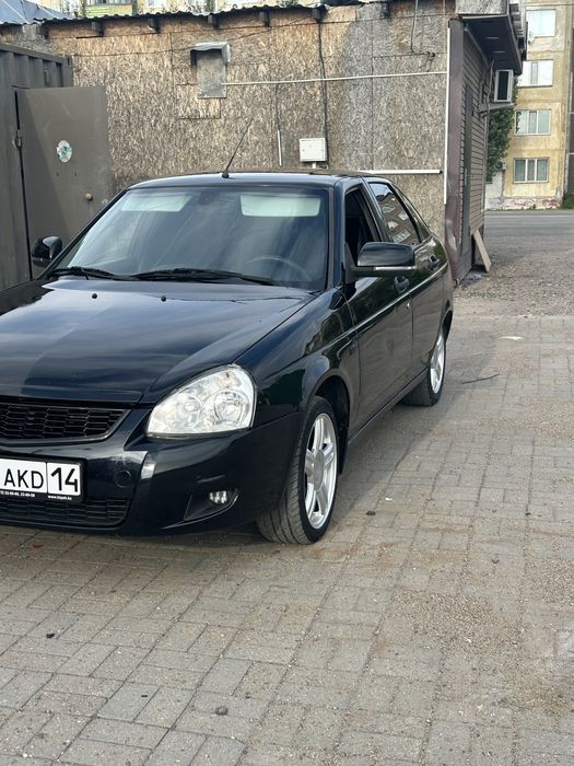 Продам приору 2 люкс