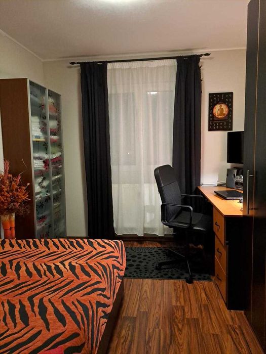 PROPRIETAR vand apartament 3 camere 4/4 sector 4