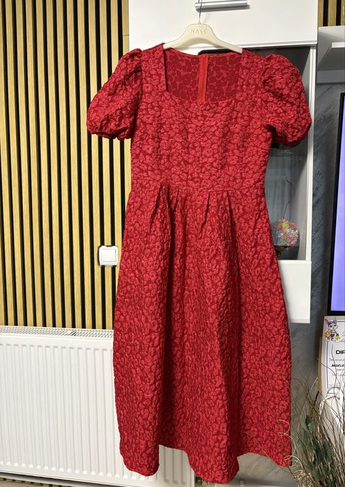 Rochie midi eleganta