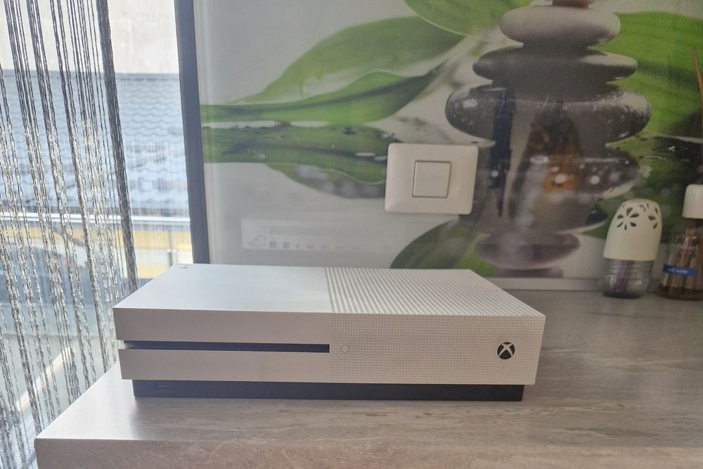 Pachet Xbox One S cu controler Elite