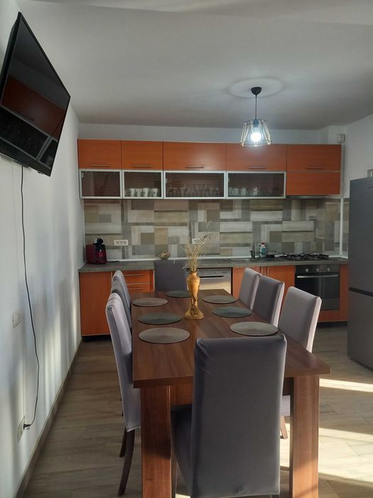 Vand / schimb  duplex la  cheie, Ghiroda,120 mp,3 dormitoare,4 bai ,