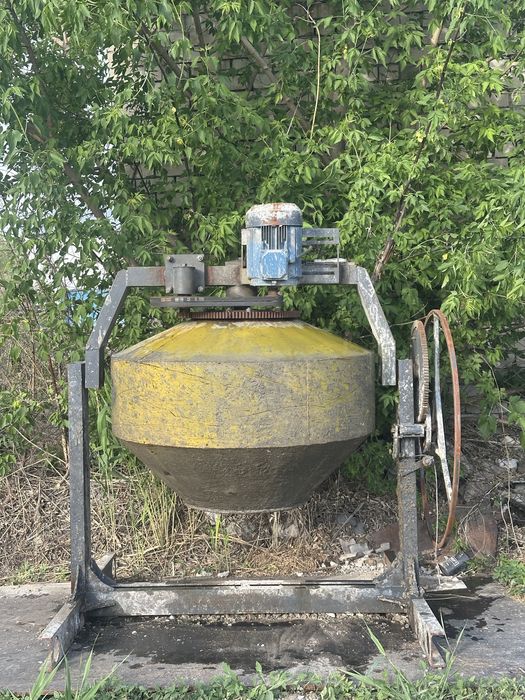 Продам Бетономешалку