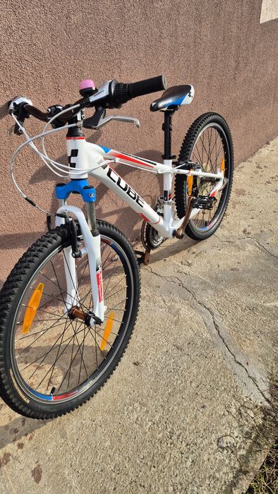 Bicicleta copii Cube 24 inchi