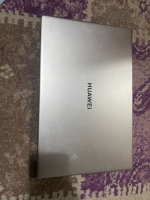 Huawei AMD ryzen 5 5500U