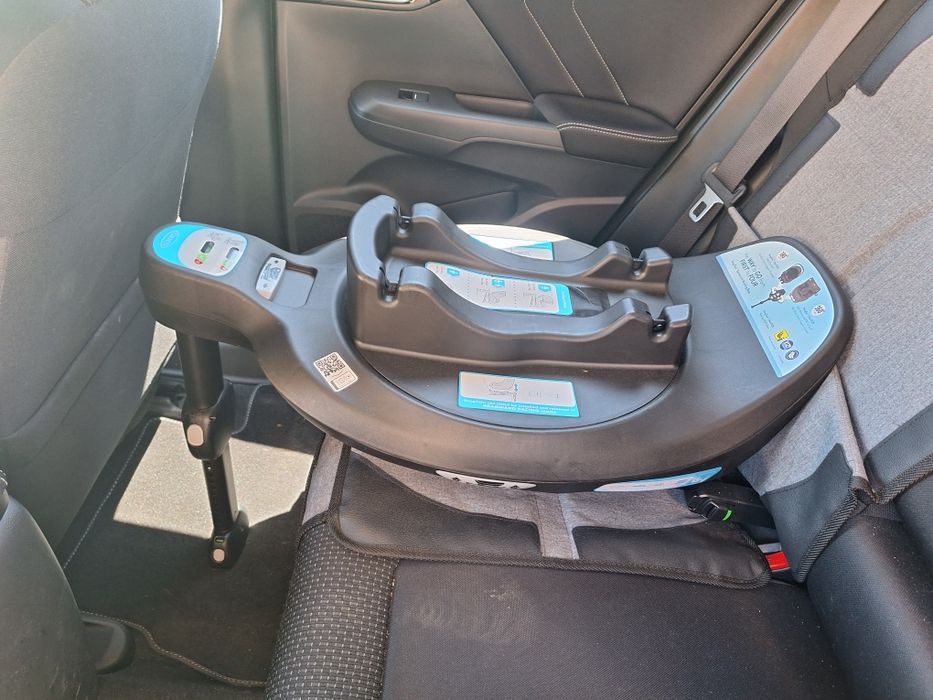 База за стол за кола Graco SnugTurn I-size R129