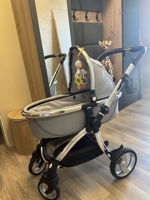 Бебешка количка Eeg
