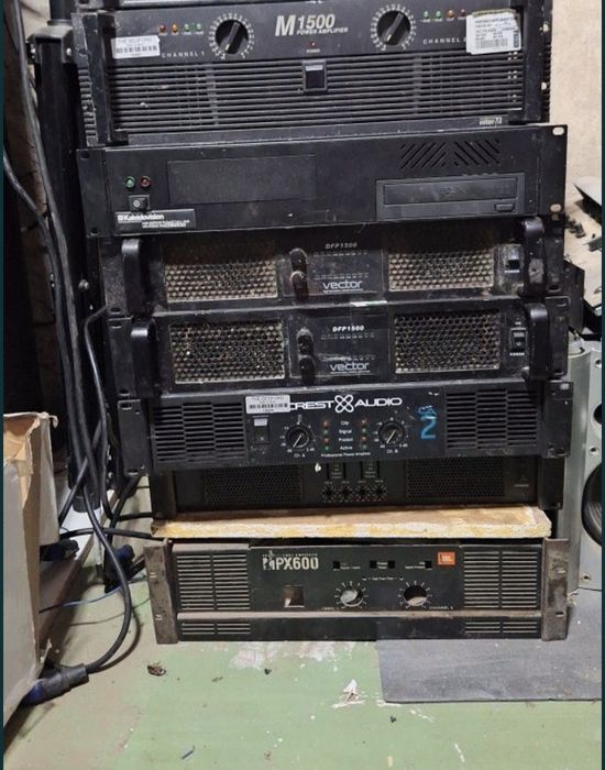 Amplificatoare si accesorii( Toate 1000 lei) inter m  gen qsc fbt  behringer inuke nx  lab gruppen   crest audio yamaha  crown  qube eminence  rcf