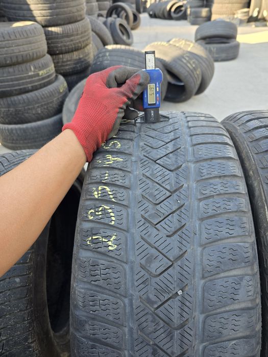 Anvelope de iarna 235-45r18 Pirelli