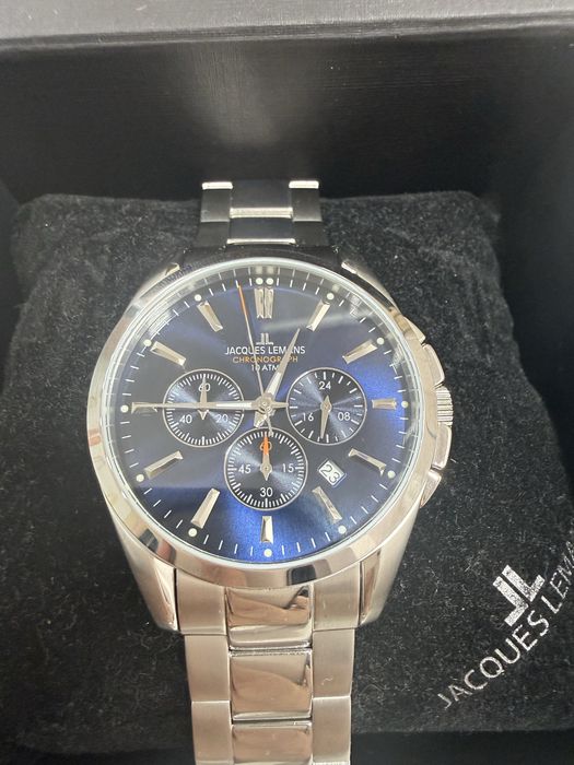 Часы Jacques Lemans