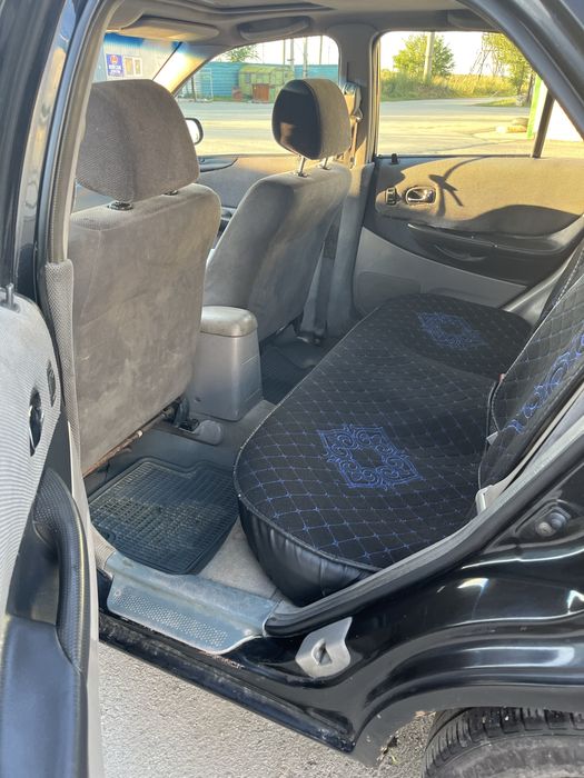 Продам Mazda Protege