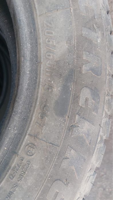 205/65/16 продам зимние шины