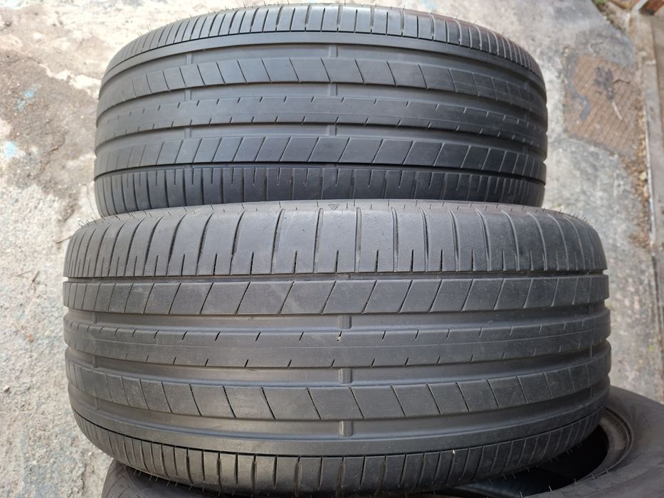 Продам шины 265/45/21 данлоп
