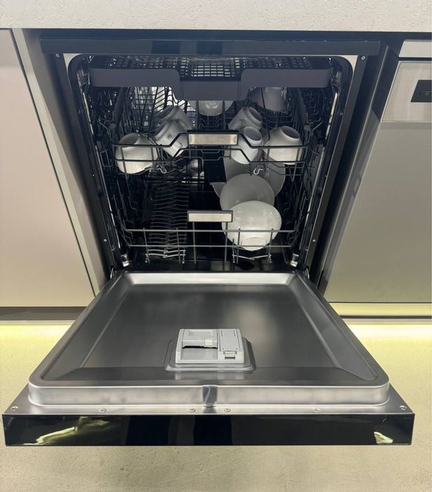 Посудомоечная машина Hofmann DW-167BK/HF