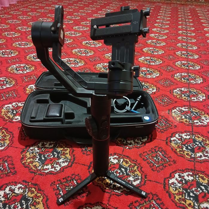 Ronin Zhiyun crane 2